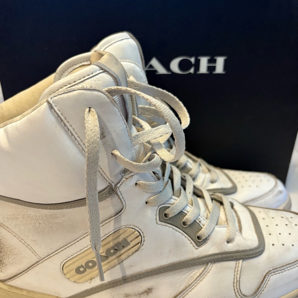 Coach Intentionally Distressed High-Top Men’s Sneakers - Box Included - Picture 2 of 6